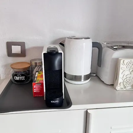 Unique View With Wifi Apartment *